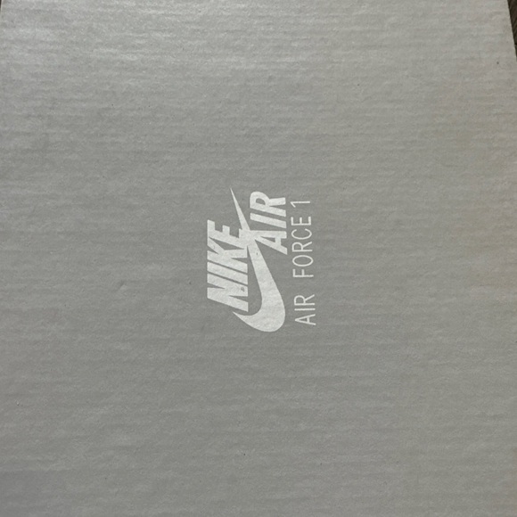 NIKE AIR FORCE 1 LE (GS) 6Y NWT - Picture 11 of 11